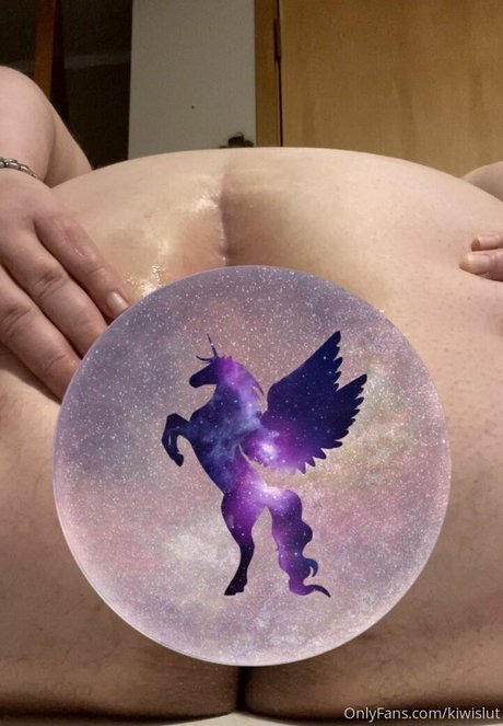 Foto di nudo di fuga di OnlyFans di Kiwifree