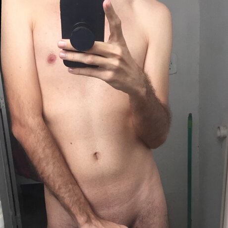 Foto di nudo di fuga di OnlyFans di Magrinho Pass 