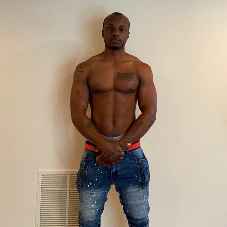 Foto di nudo di fuga di OnlyFans di Anthonypushups