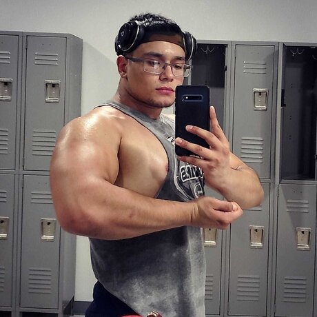 Foto di nudo di fuga di OnlyFans di Chris S