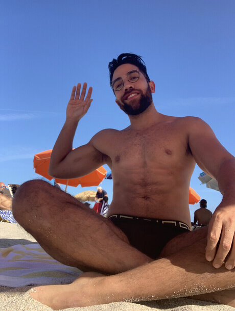 Foto di nudo di fuga di OnlyFans di Luis