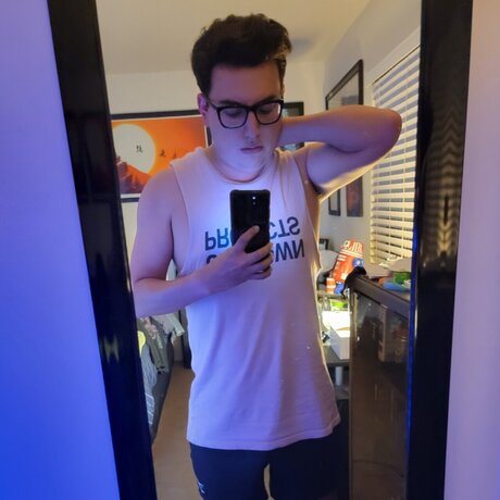 Foto di nudo di fuga di OnlyFans di Abstract