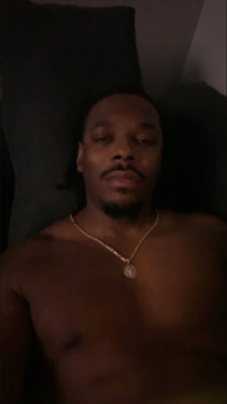 Foto di nudo di fuga di OnlyFans di Shadow