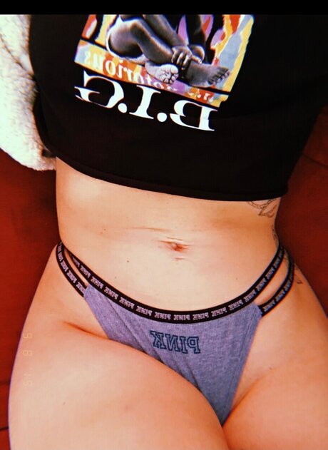 Foto di nudo di fuga di OnlyFans di Babygirl