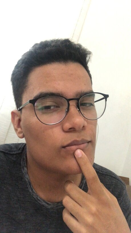 Foto di nudo di fuga di OnlyFans di Felipe