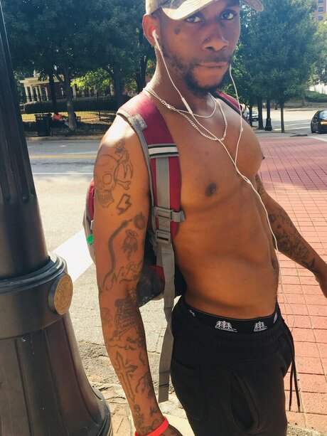 Foto di nudo di fuga di OnlyFans di Rogerdhatz