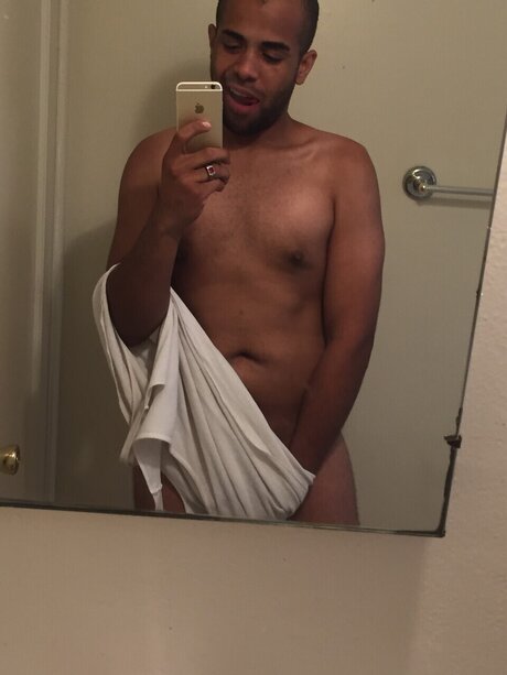 Foto di nudo di fuga di OnlyFans di Xxxbigstoner69 18