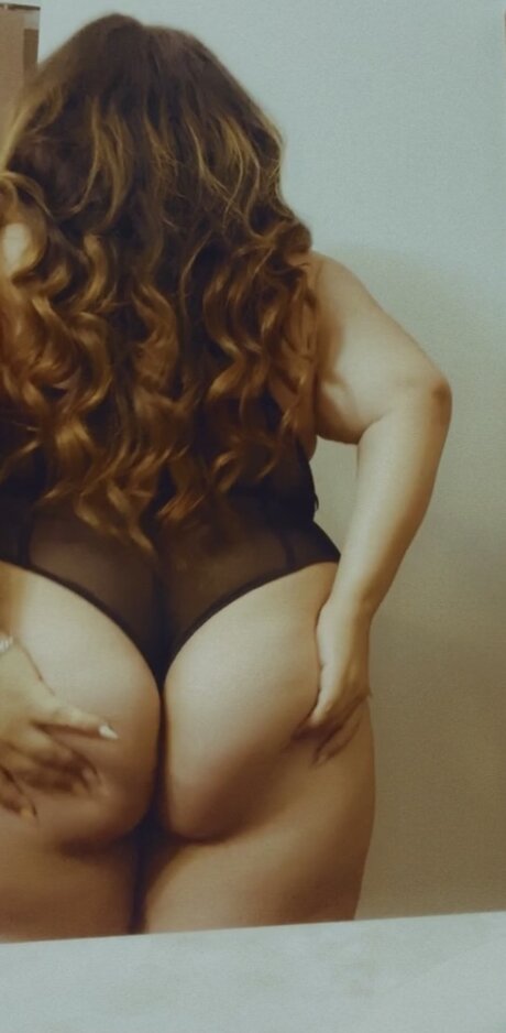 Foto di nudo di fuga di OnlyFans di Terra 