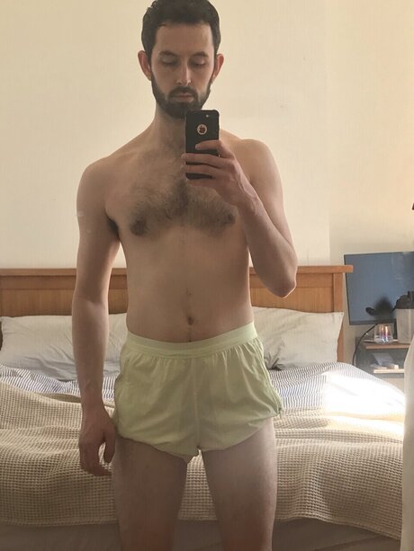 Foto di nudo di fuga di OnlyFans di Look
