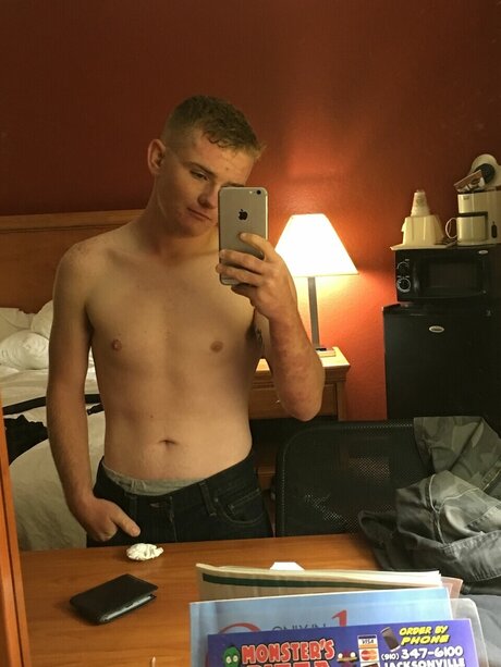 Foto di nudo di fuga di OnlyFans di Ldogg545