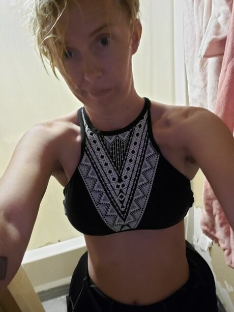 Foto di nudo di fuga di OnlyFans di Samantha