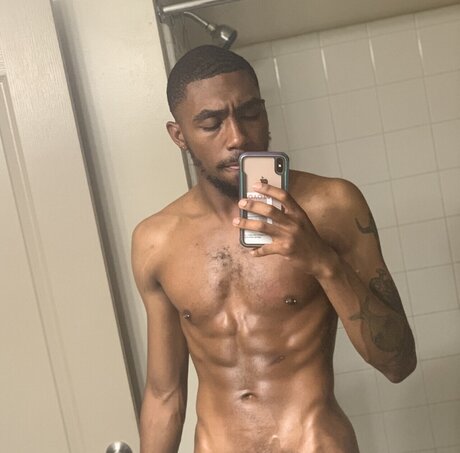 Foto di nudo di fuga di OnlyFans di Groot 