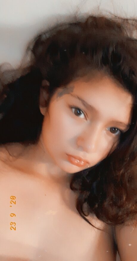 Foto di nudo di fuga di OnlyFans di Keepi Loves