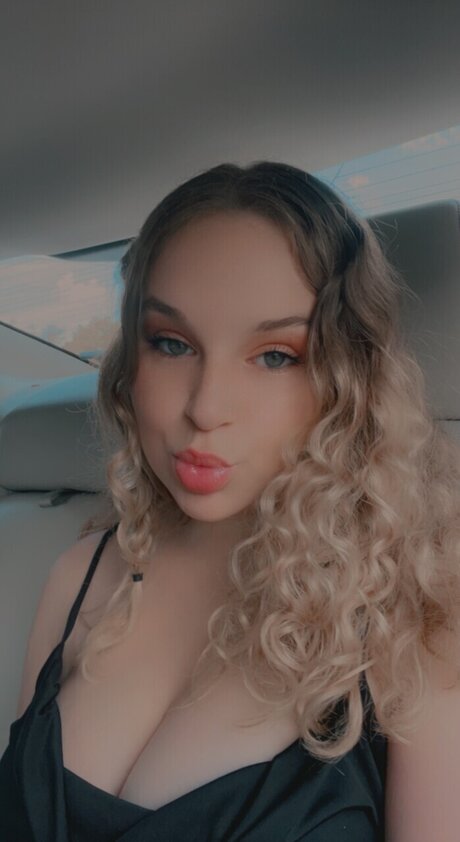 Foto di nudo di fuga di OnlyFans di Kittygirl