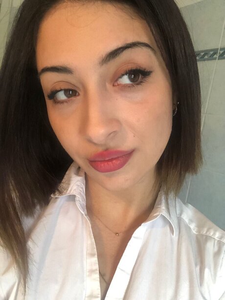 Foto di nudo di fuga di OnlyFans di Chiaramente