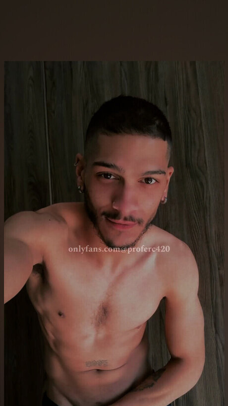 Foto di nudo di fuga di OnlyFans di Proferc