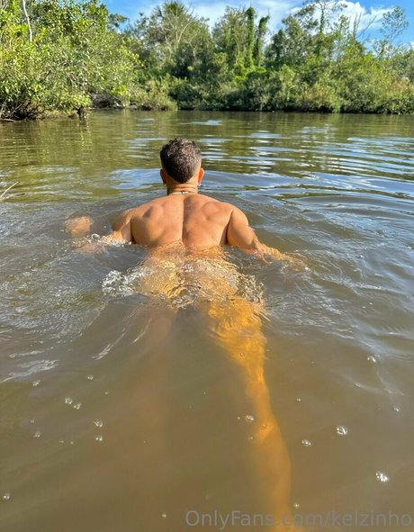 Foto di nudo di fuga di OnlyFans di Kelzinho
