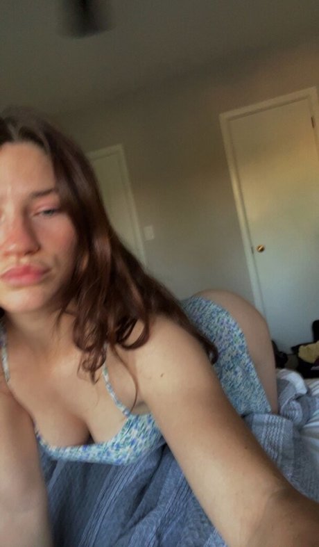 Foto di nudo di fuga di OnlyFans di Maggieellenmac