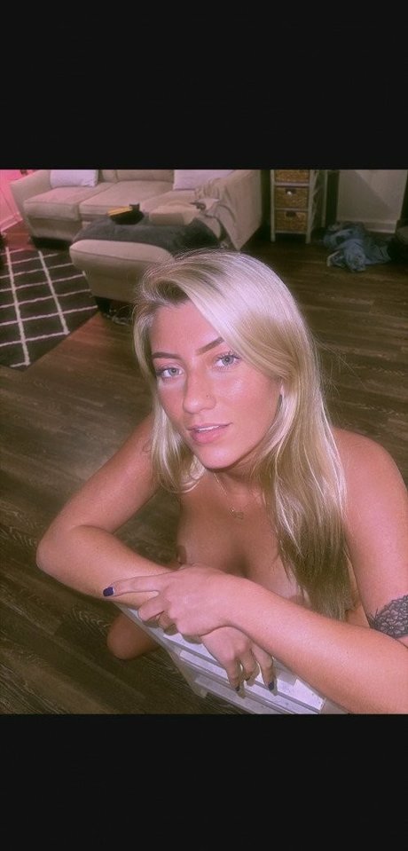Foto di nudo di fuga di OnlyFans di Skyysmithh