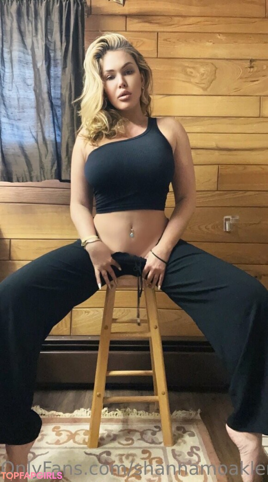 Foto di nudo di fuga di OnlyFans di Shannamoaklerfree #10 Foto di nudo di fuga di OnlyFans di Shannamoaklerfree #10