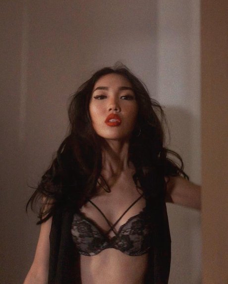 Asya Sun