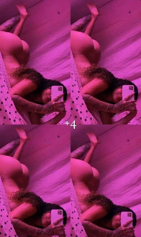 Foto di nudo di fuga di OnlyFans di Amanda061 Ou