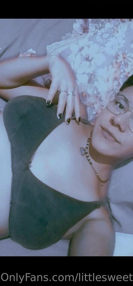 Littlesweetgirljaz