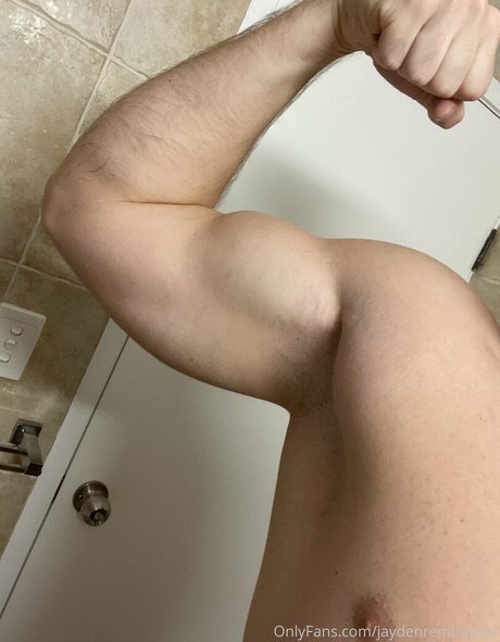 Foto di nudo di fuga di OnlyFans di Jaydenrembacher