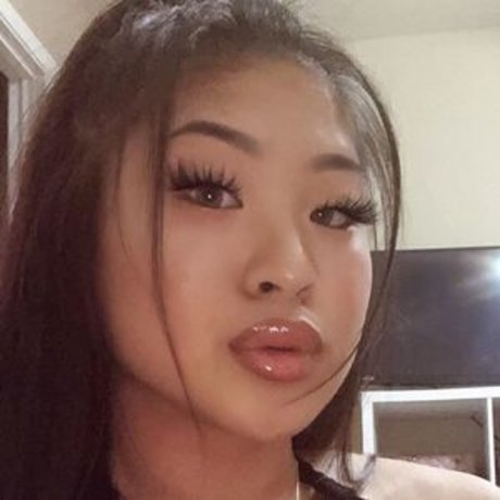 Foto di nudo di fuga di OnlyFans di Crybabyxnina