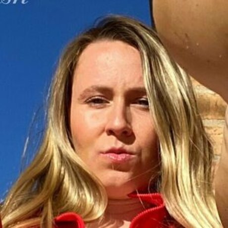 Foto di nudo di fuga di OnlyFans di Queenlavishx