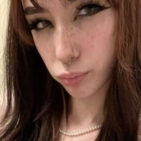 Smallgirlsylvia