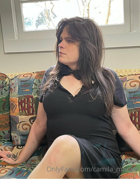 Foto di nudo di fuga di OnlyFans di Camilamargot