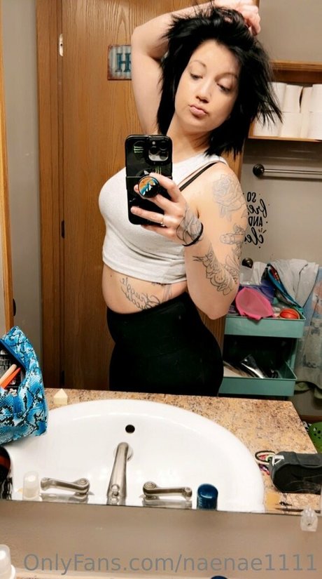 Foto di nudo di fuga di OnlyFans di Naenae1111