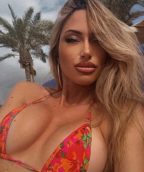 Foto di nudo di fuga di OnlyFans di Marinnabryana
