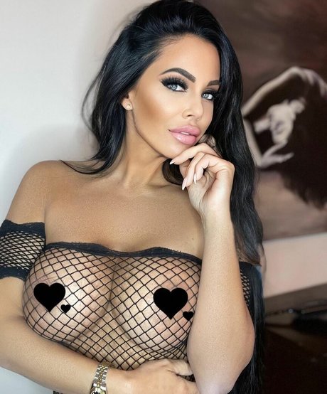 Foto di nudo di fuga di OnlyFans di Onlyheni