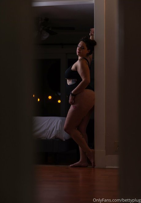 Foto di nudo di fuga di OnlyFans di Bettyplug