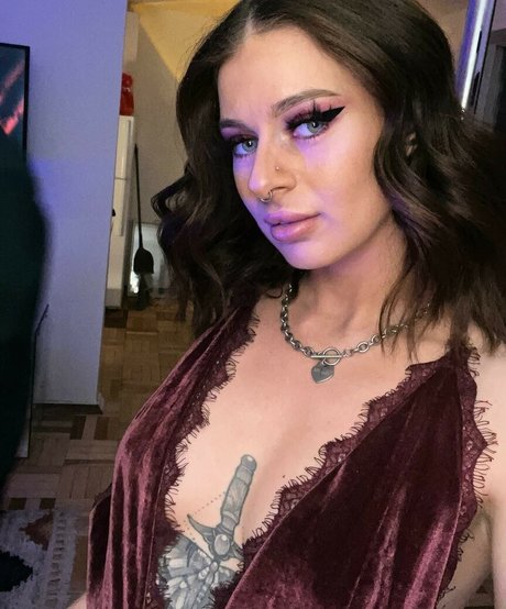 Foto di nudo di fuga di OnlyFans di Valerie Moon