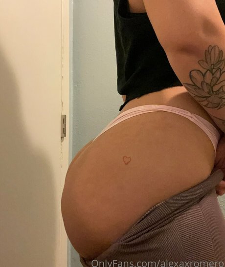 Foto di nudo di fuga di OnlyFans di Alexaxromero