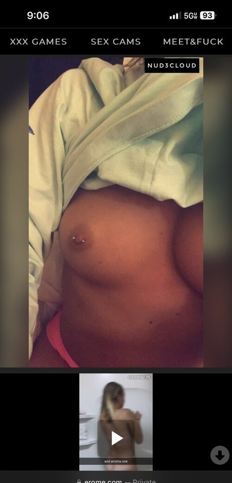 Foto di nudo di fuga di OnlyFans di Manda Spencer