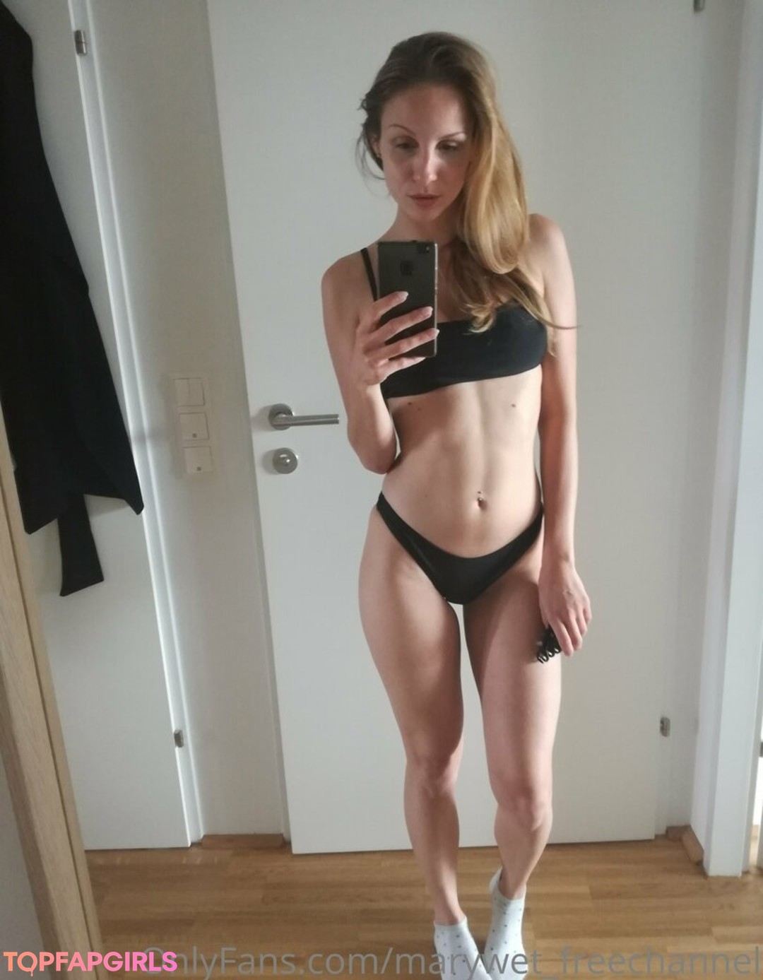 Foto di nudo di fuga di OnlyFans di Marywetfreechannel #48 Foto di nudo di fuga di OnlyFans di Marywetfreechannel #48