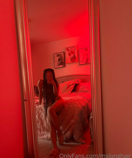 Foto di nudo di fuga di OnlyFans di Mslonghair