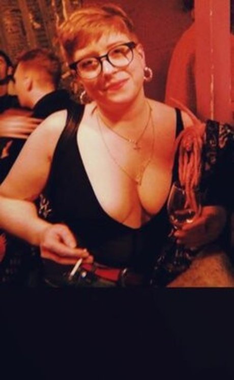 Foto di nudo di fuga di OnlyFans di Blaithin De Burca