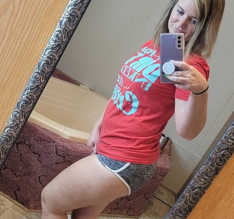 Foto di nudo di fuga di OnlyFans di Jennifer Fox