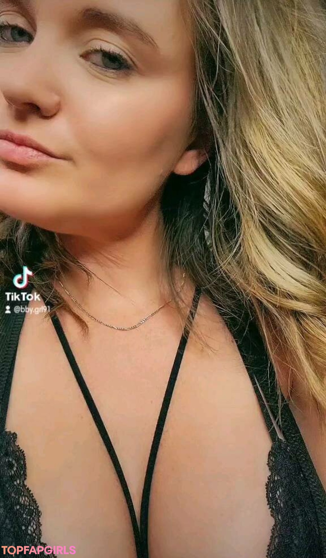 Foto di nudo di fuga di OnlyFans di Jennifer Fox #31 Foto di nudo di fuga di OnlyFans di Jennifer Fox #31