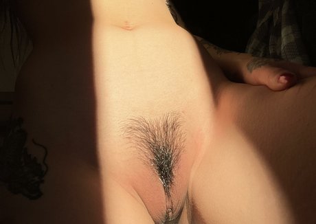 Foto di nudo di fuga di OnlyFans di Asian Butt Slut