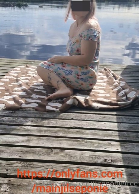 Foto di nudo di fuga di OnlyFans di Jilseponiepanties
