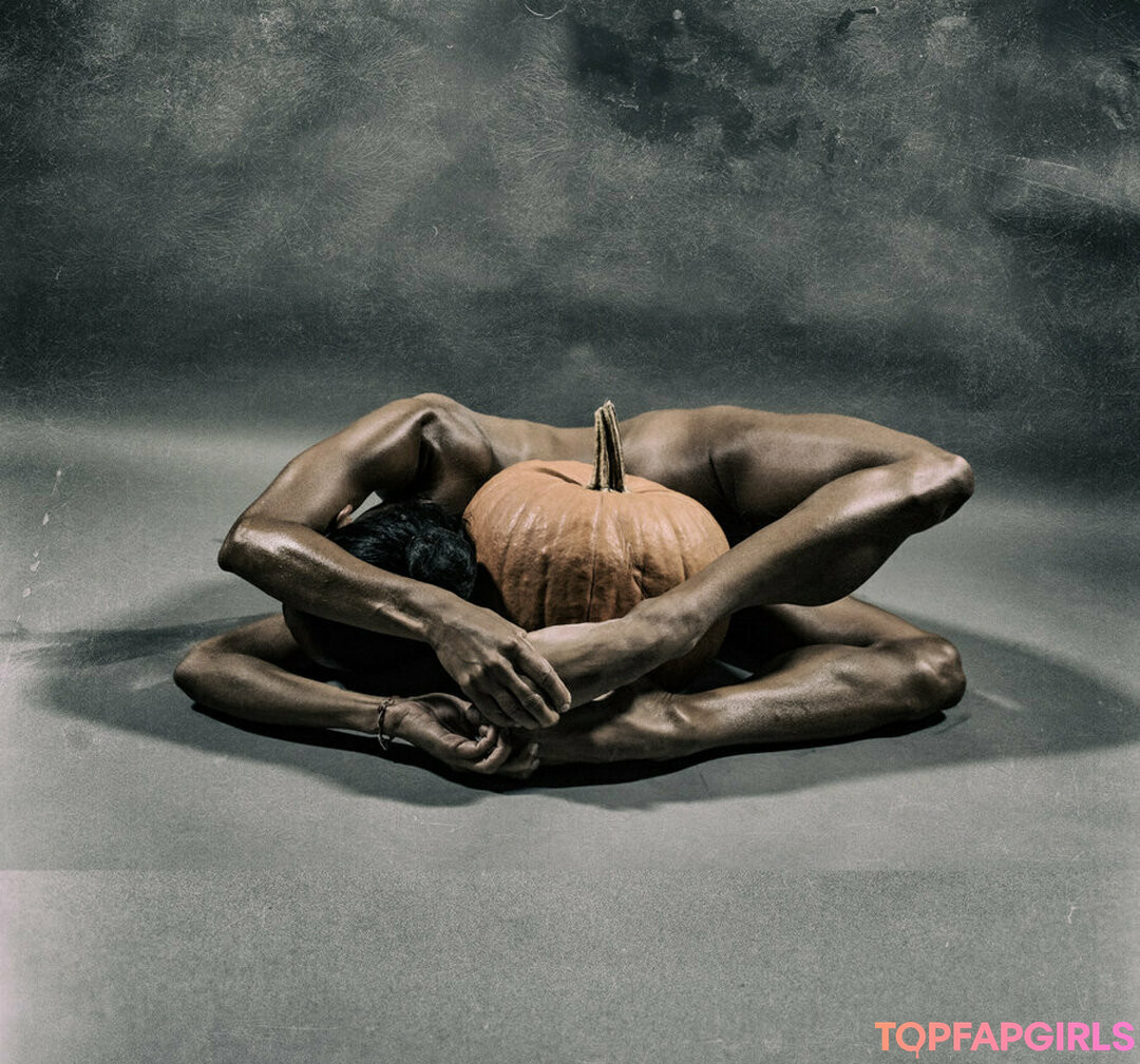 Foto di nudo di fuga di OnlyFans di Laetitiamodelfree #13 Foto di nudo di fuga di OnlyFans di Laetitiamodelfree #13