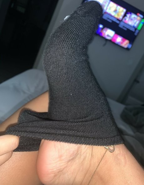 Foto di nudo di fuga di OnlyFans di Miliani