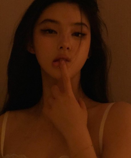 Foto di nudo di fuga di OnlyFans di Iamazhai