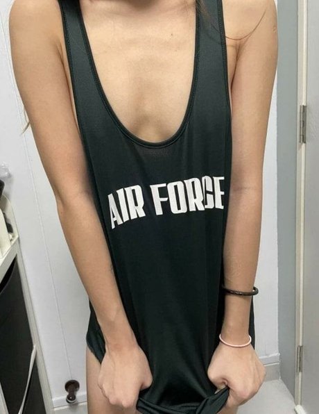 Foto di nudo di fuga di OnlyFans di Aurixxity